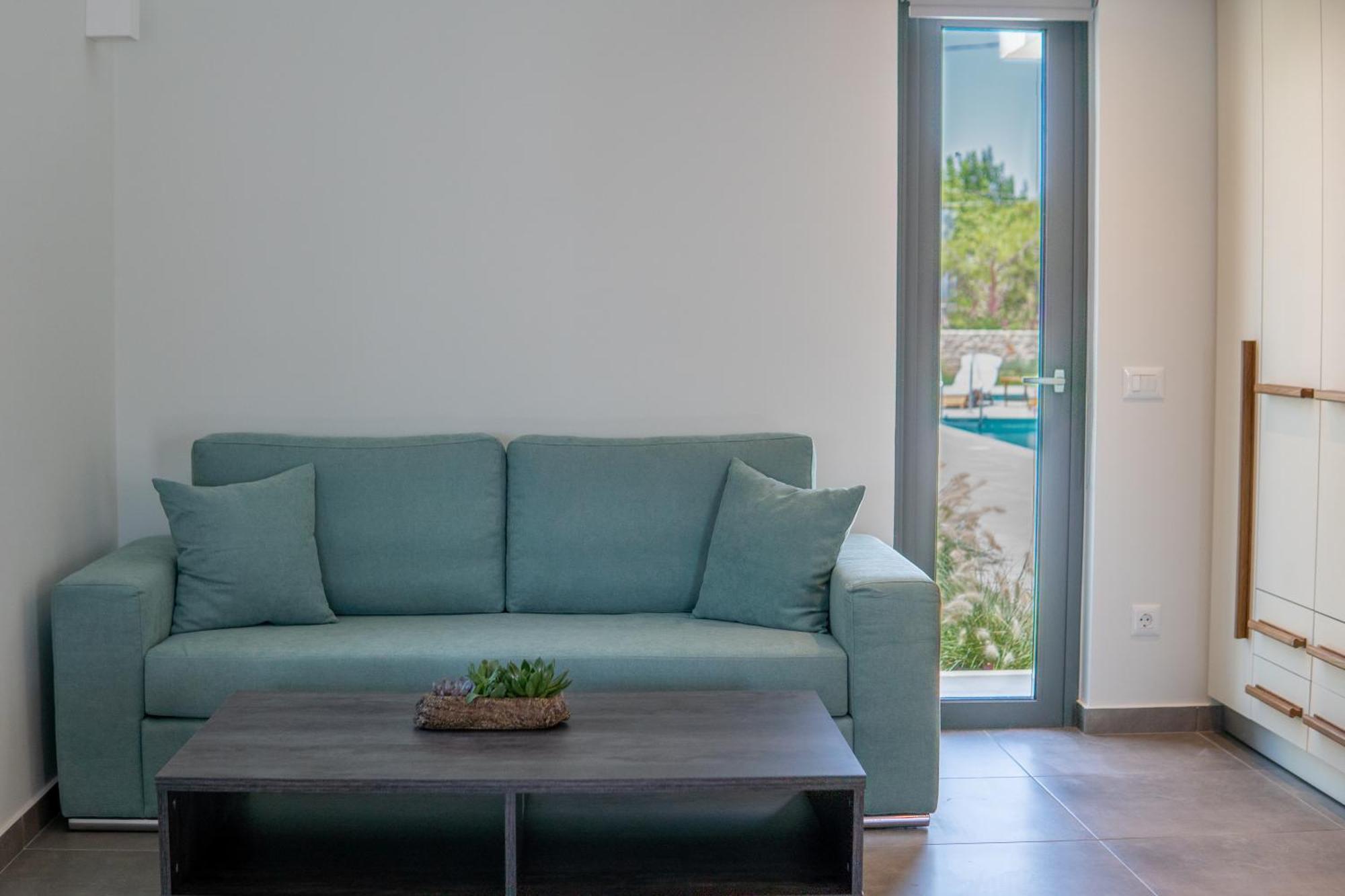 Itida Suites Sitia  Luaran gambar