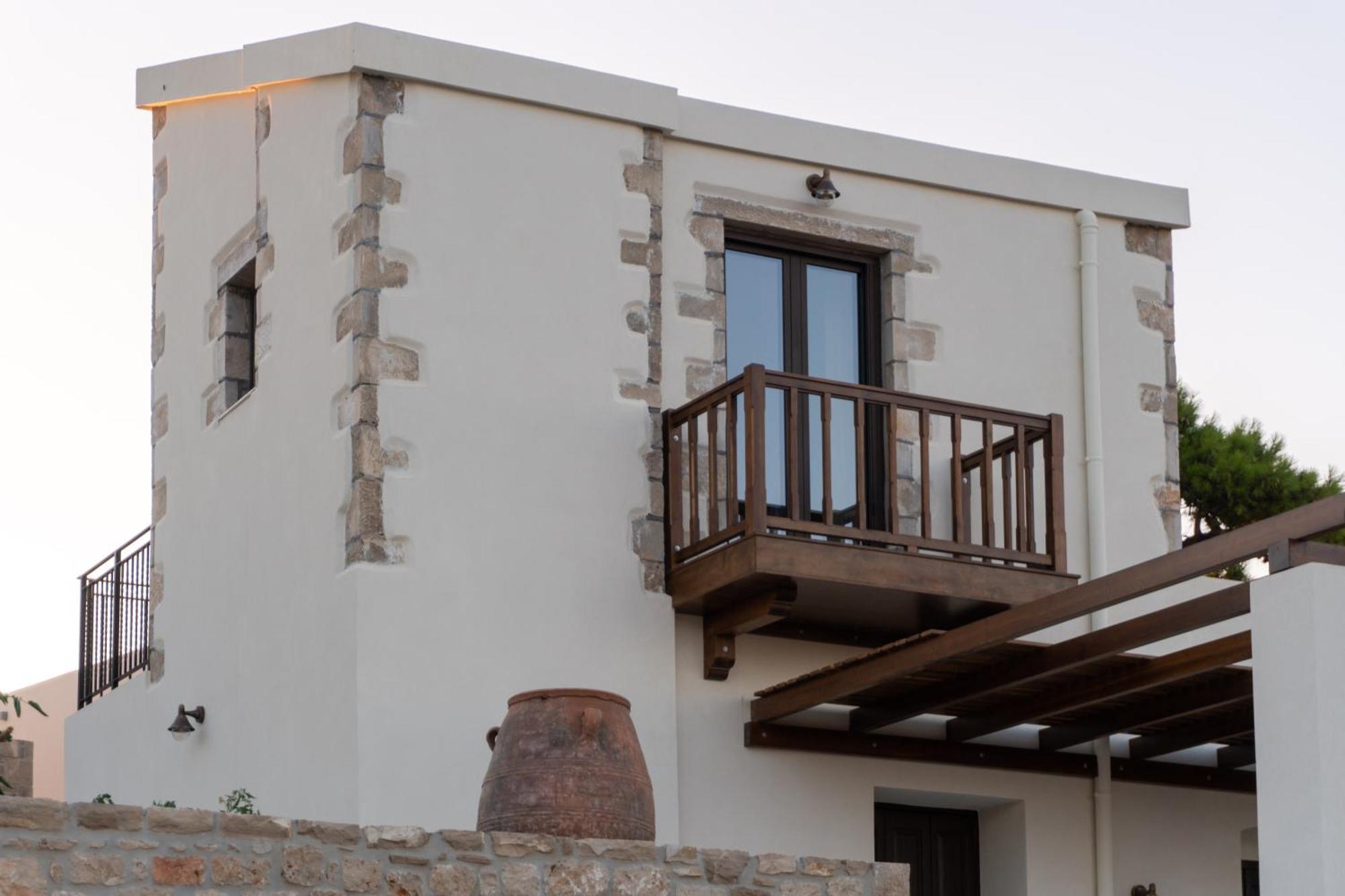 Itida Suites Sitia  Luaran gambar