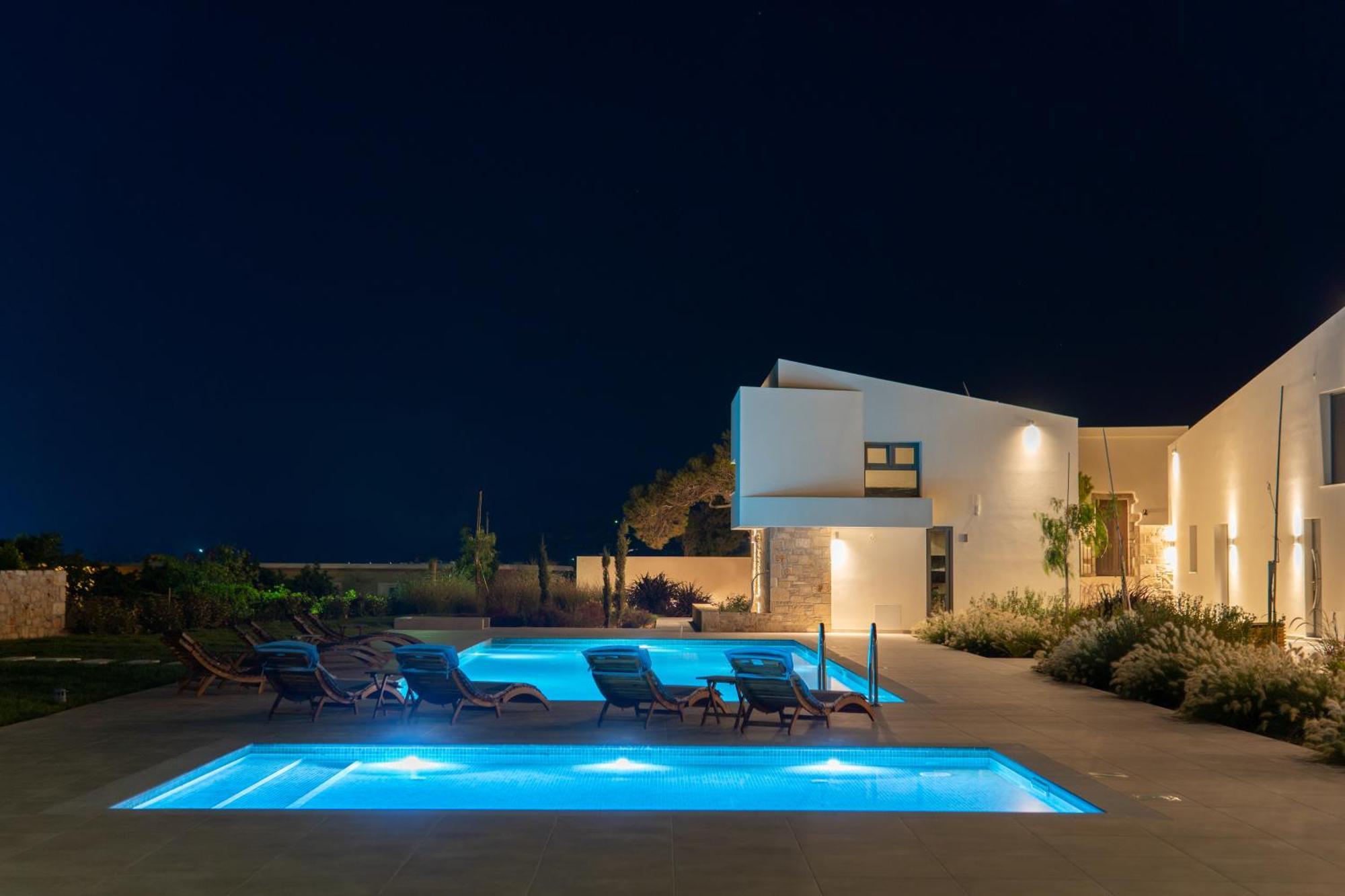 Itida Suites Sitia  Luaran gambar