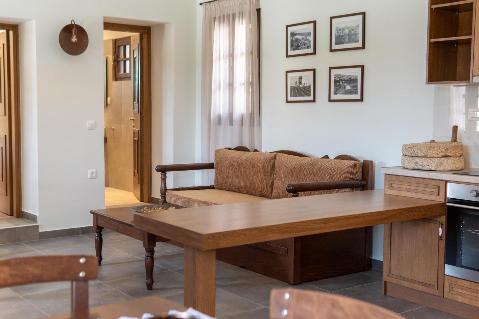 Itida Suites Sitia  Luaran gambar
