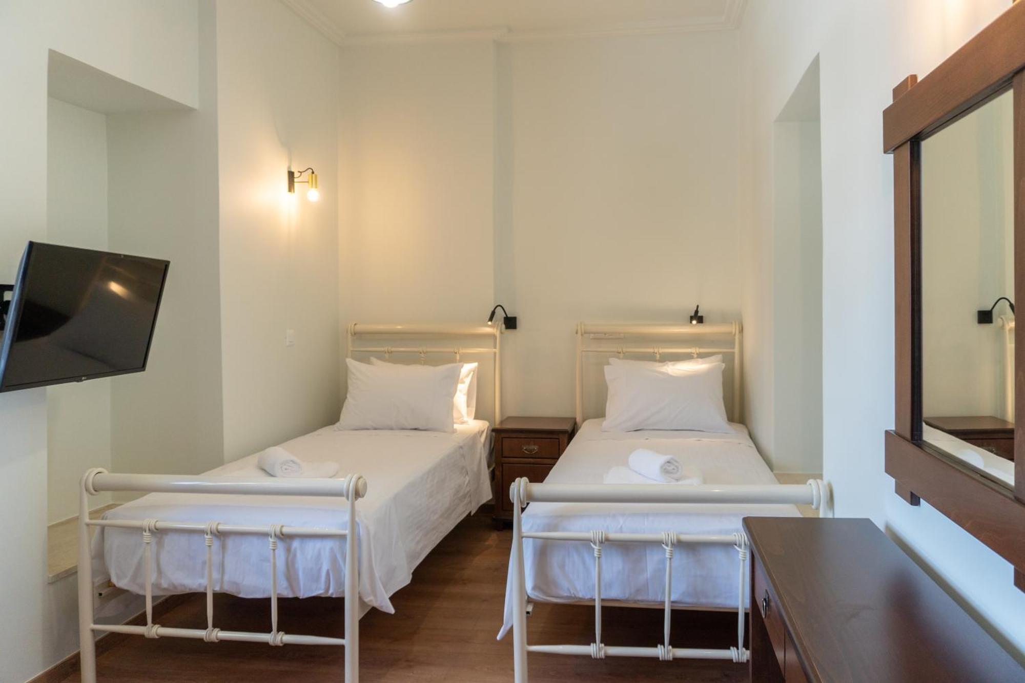 Itida Suites Sitia  Luaran gambar