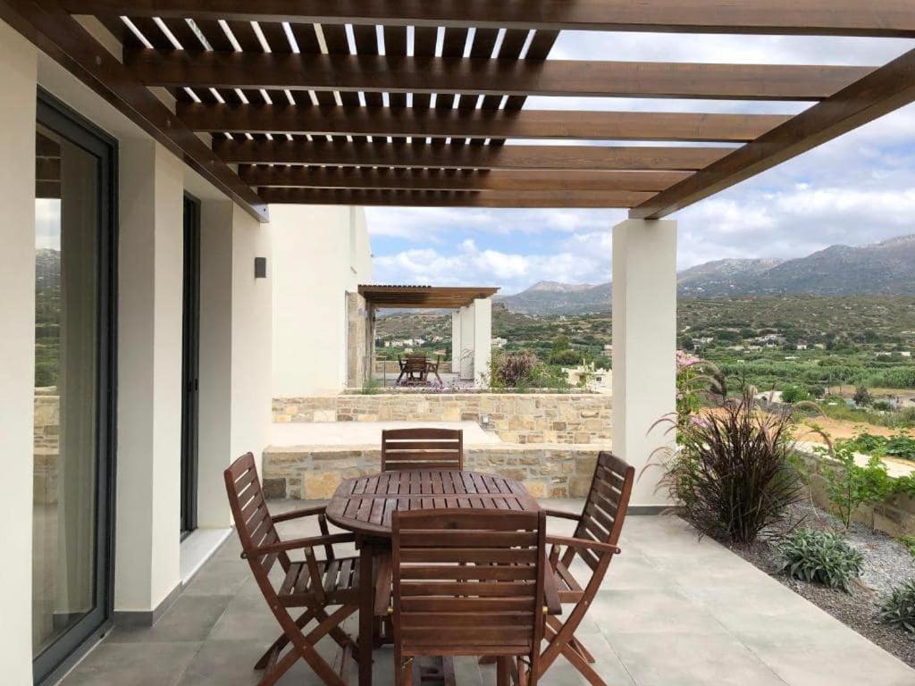 Itida Suites Sitia  Luaran gambar