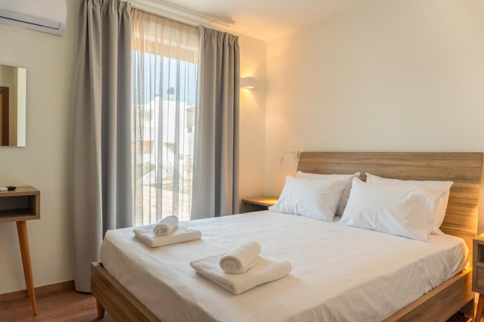 Itida Suites Sitia  Luaran gambar